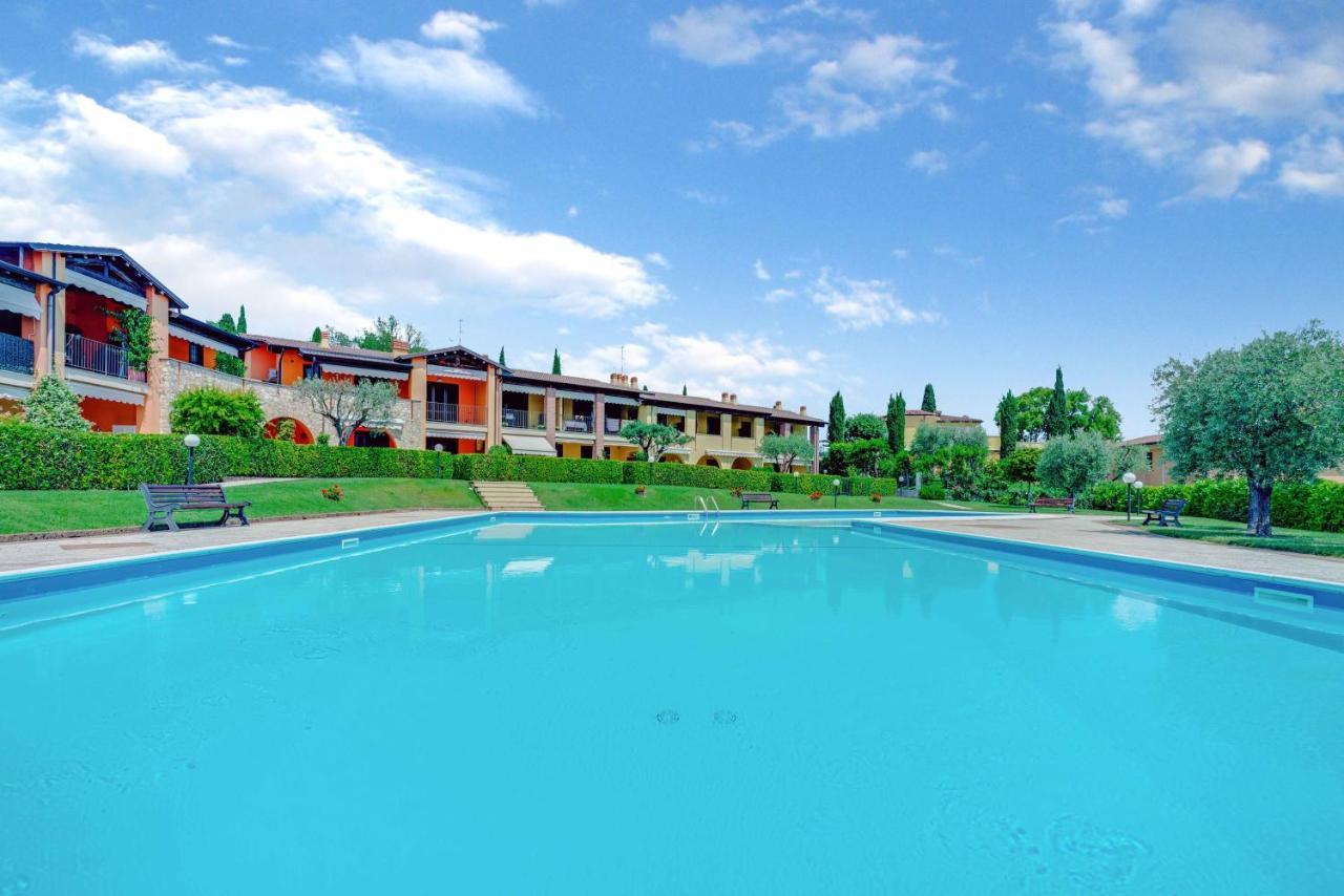-Piscina E Parcheggio- Casa A Pochi Passi Dal Lago Padenghe sul Garda Eksteriør bilde